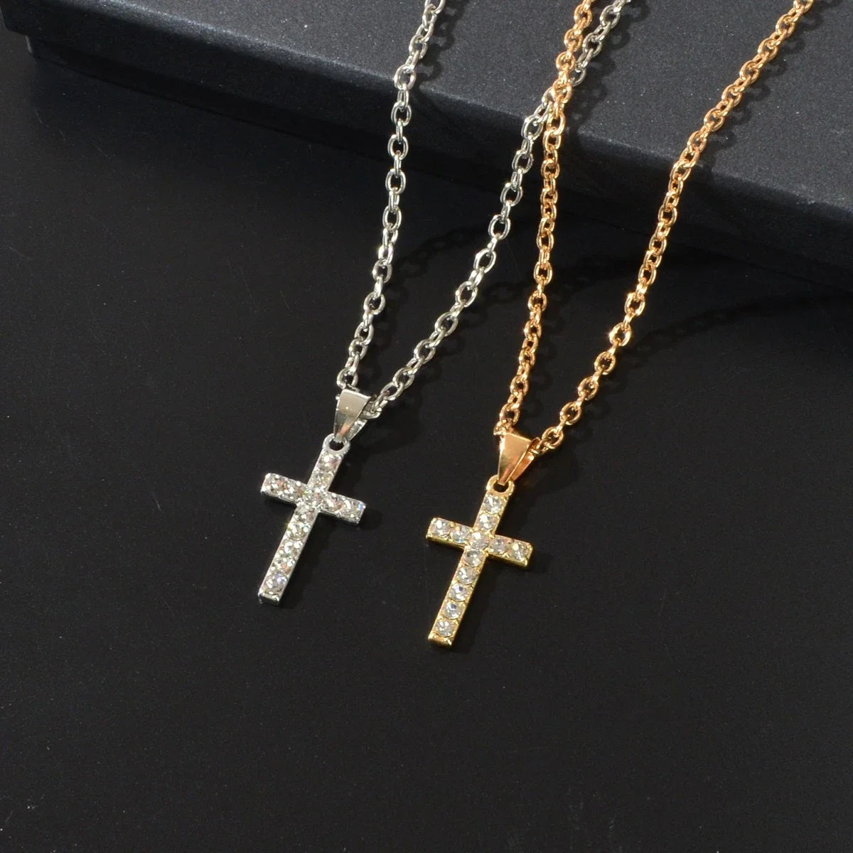 2 pcs Men Gold Silver Chain Rhinestone Decor Cross Pendant Necklaces set